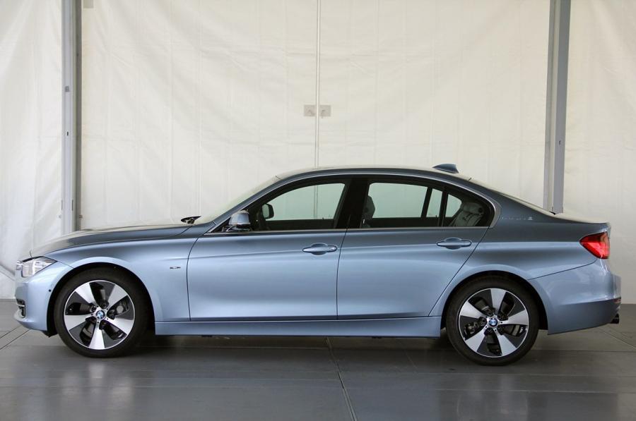  BMW ActiveHybrid 3 2013 года  (фото 5 из 43)